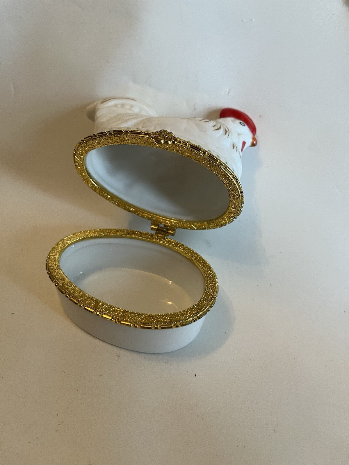 Vintage Chicken Hen Trinket Dish With Trunk Style Opening; Gold Tone Rim