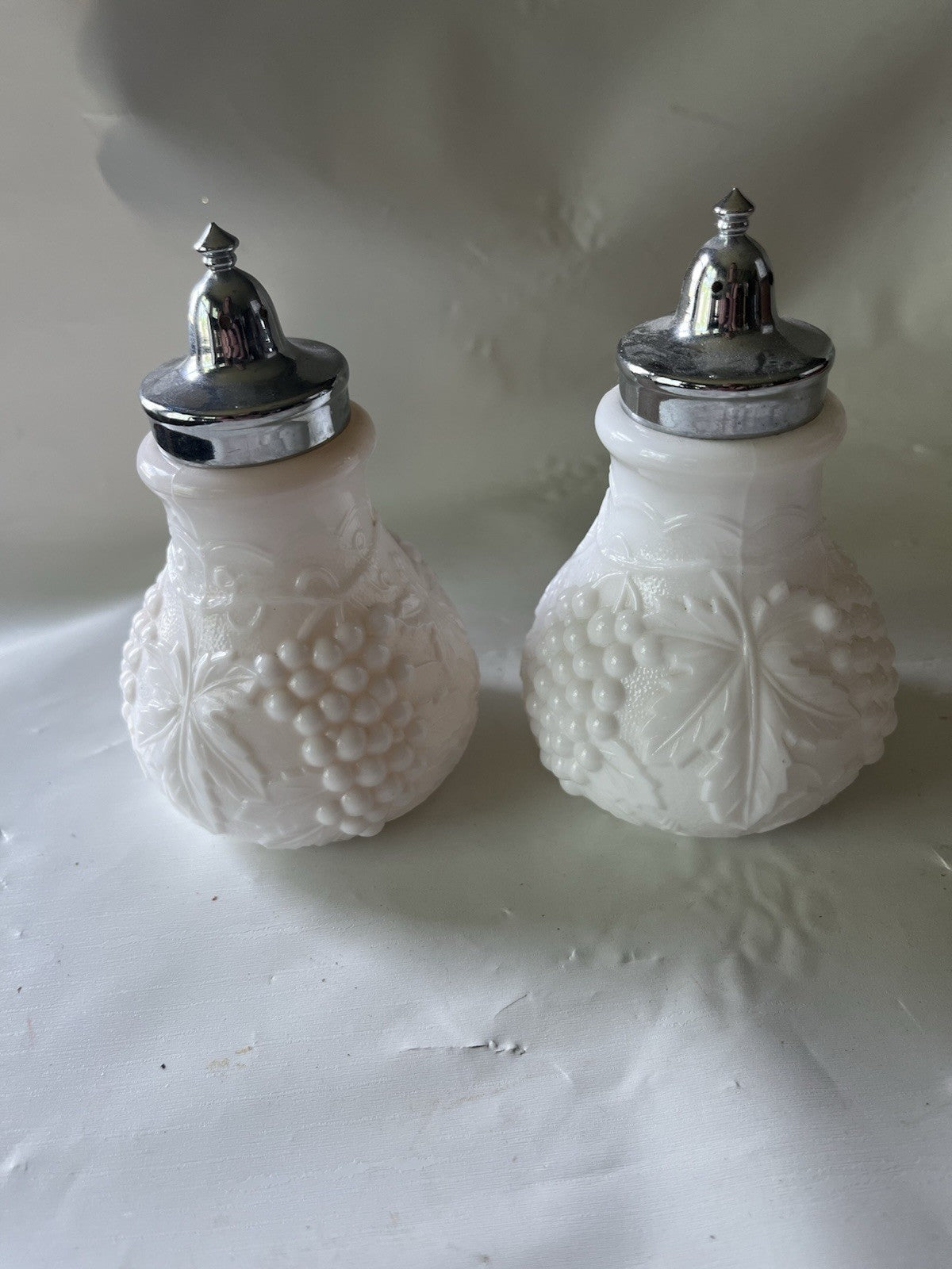 Vintage 1950s Imperial Milk Glass Grape Vine Salt and Pepper Shakers
