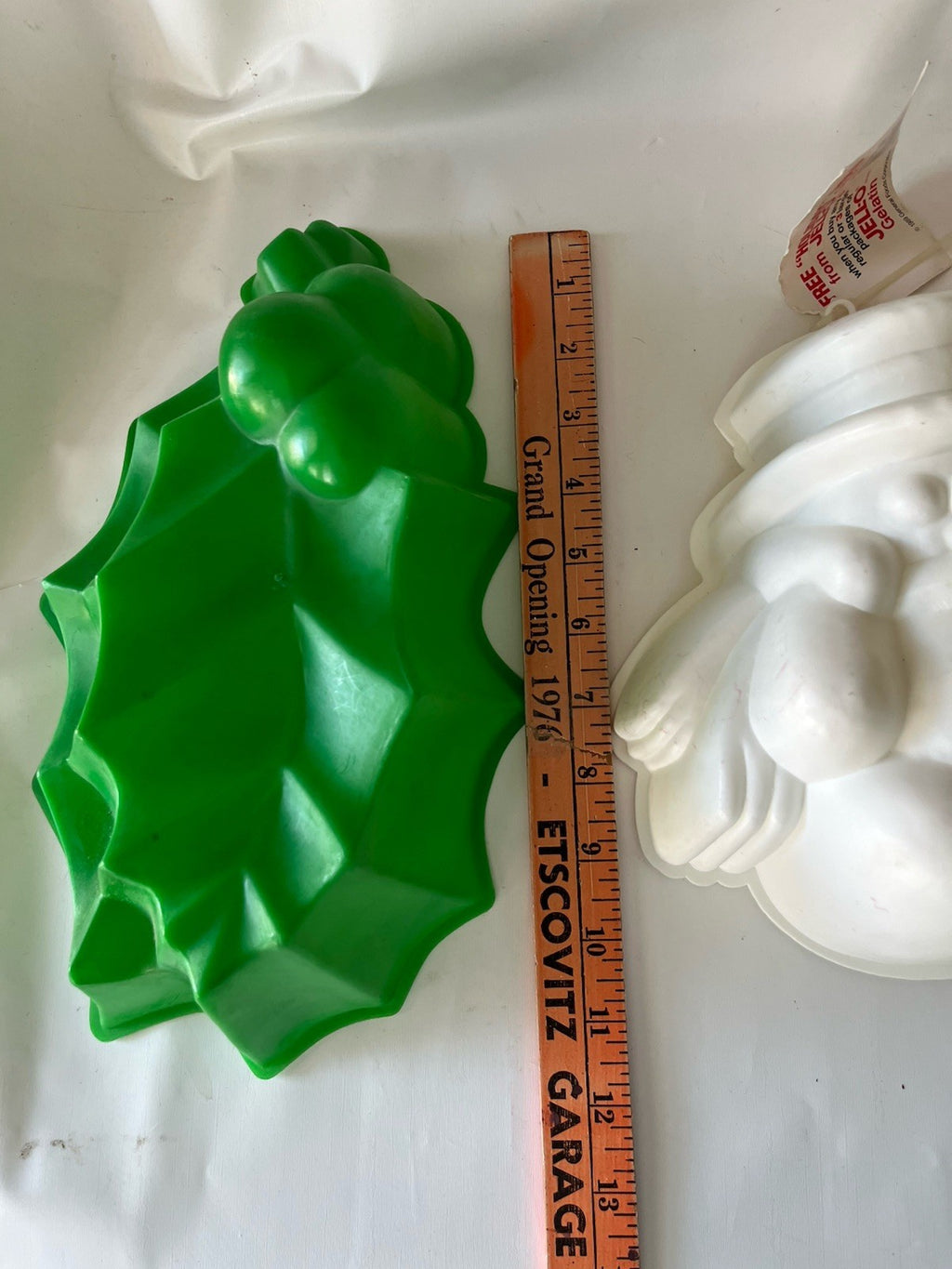 Vintage 1989 Holiday Jello-O Molds W/ Tags Snow Man And Holly