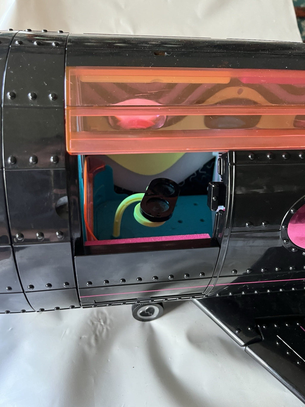 LOL Surprise Omg Remix 4/ 1 JET Plane Some Furniture J5 2020