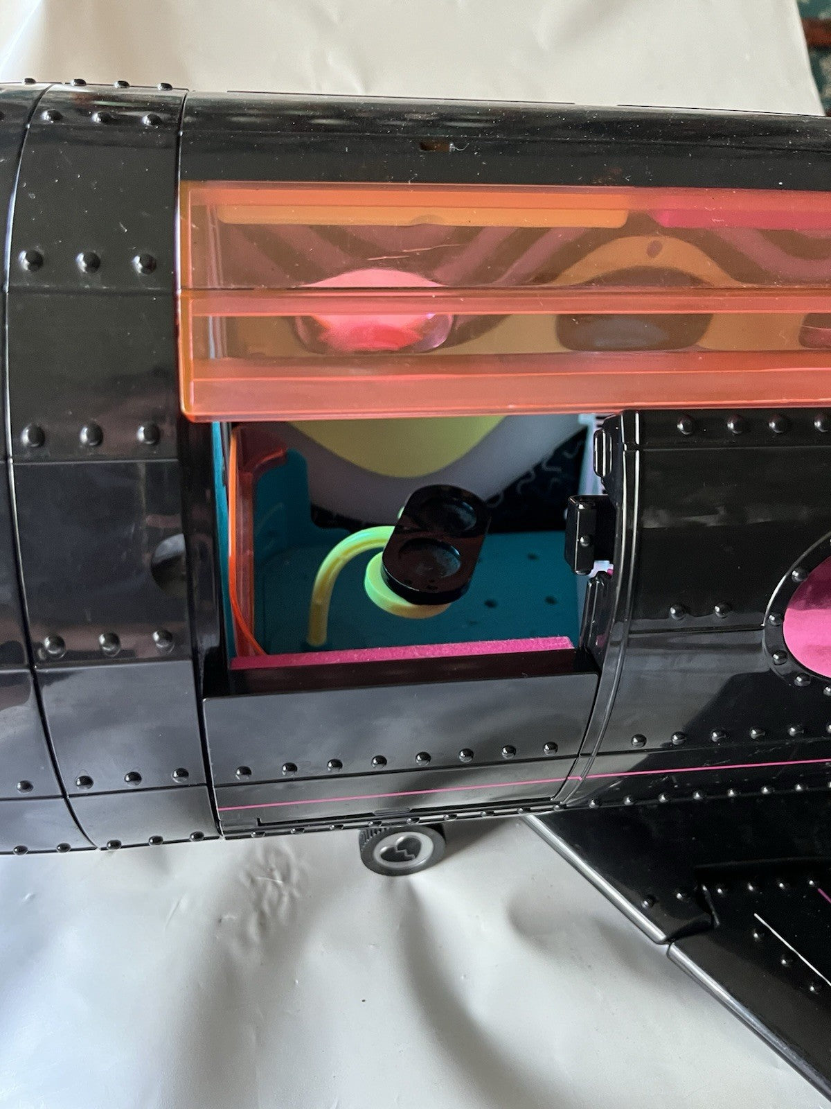 LOL Surprise Omg Remix 4/ 1 JET Plane Some Furniture J5 2020