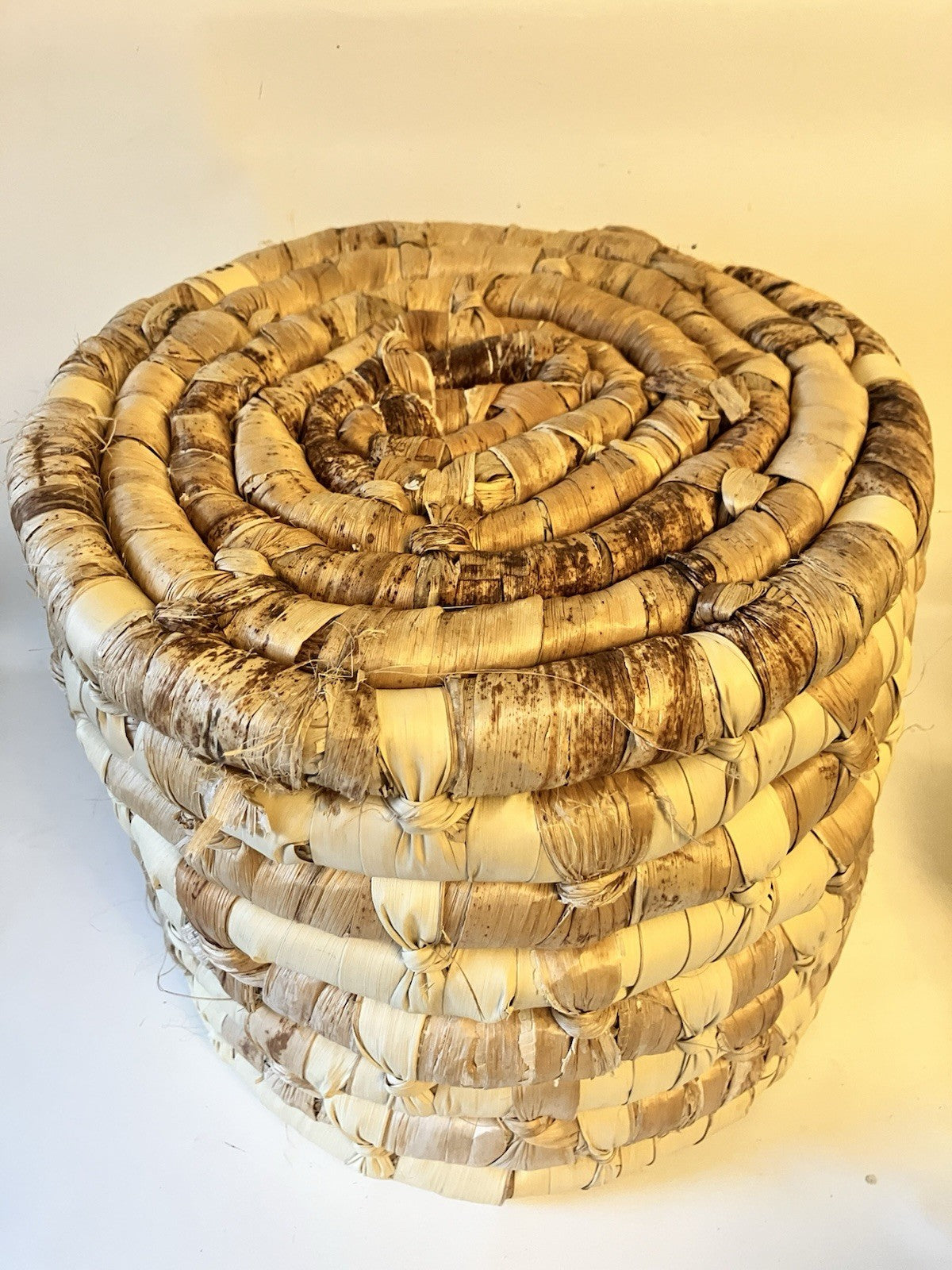 Vintage Chunky Maize Cornhusk Woven Planter/ Basket; 9” Tall And 9.5” Diameter