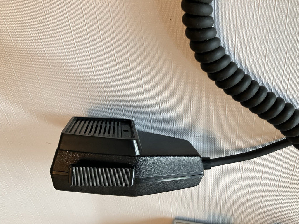 General Electric CB Radio Model 3-58040 40 Channel PLL System With Handheld