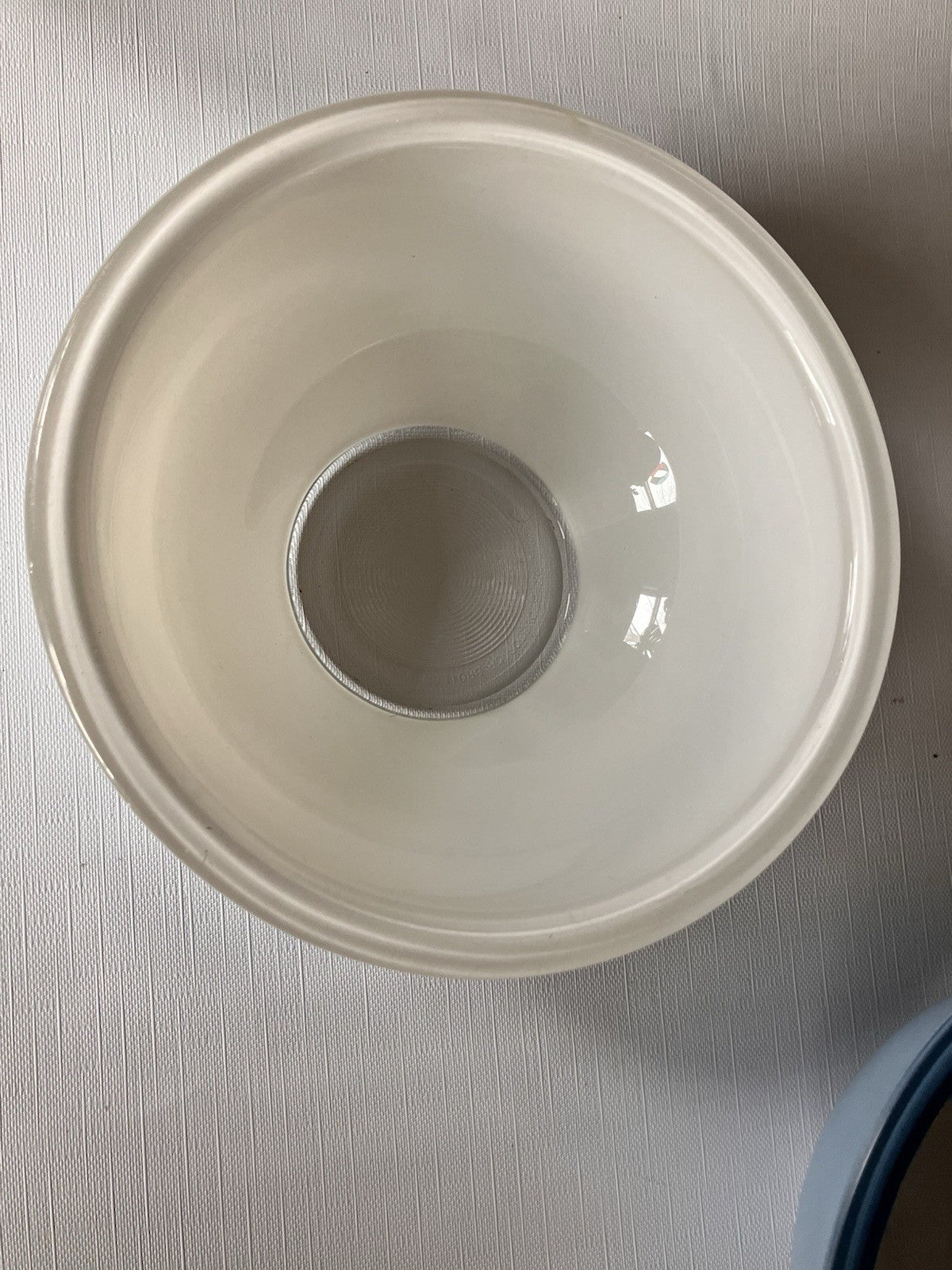 3 PYREX Clear Bottom Mixing Bowls-White #322, 323 And Blue #323