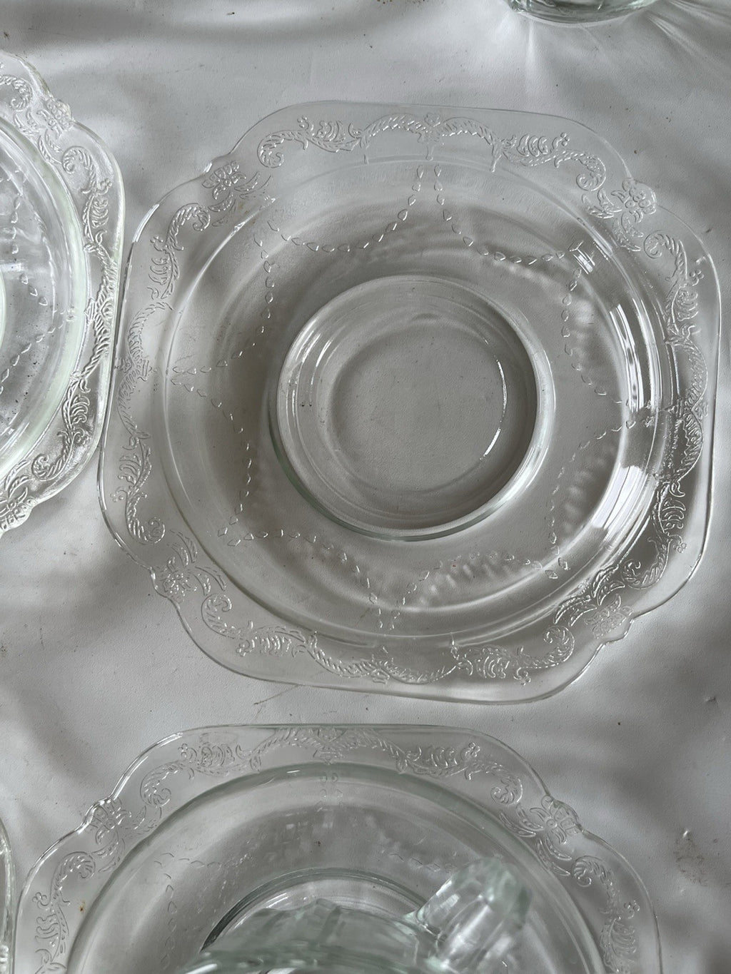 Federal Glass Clear Depression Etched Dinner Plates, Bowls, Cup/saucer 16 Piece