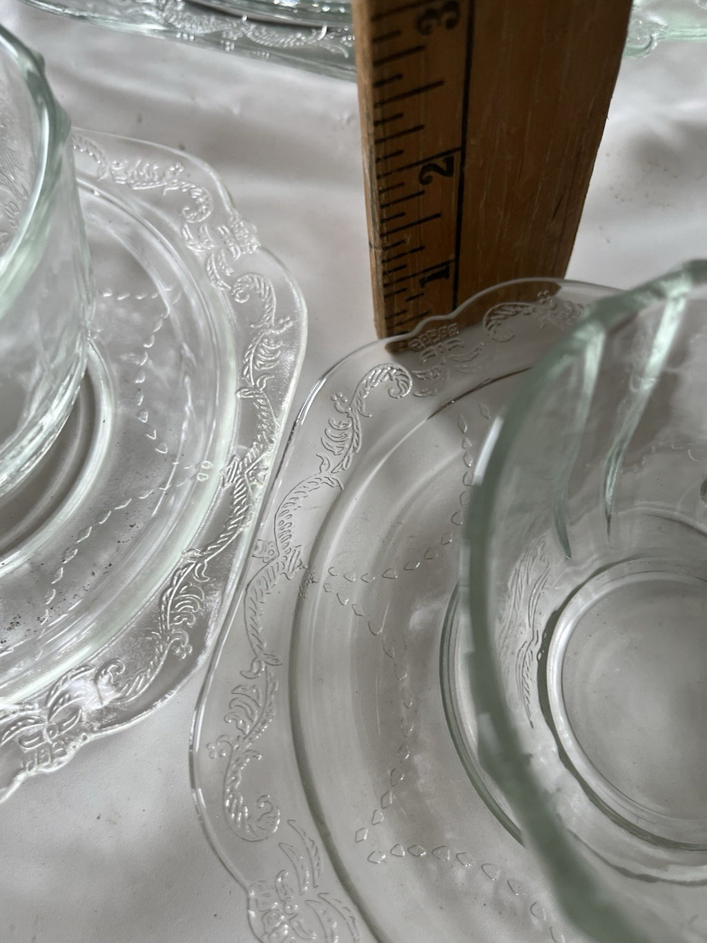 Federal Glass Clear Depression Etched Dinner Plates, Bowls, Cup/saucer 16 Piece