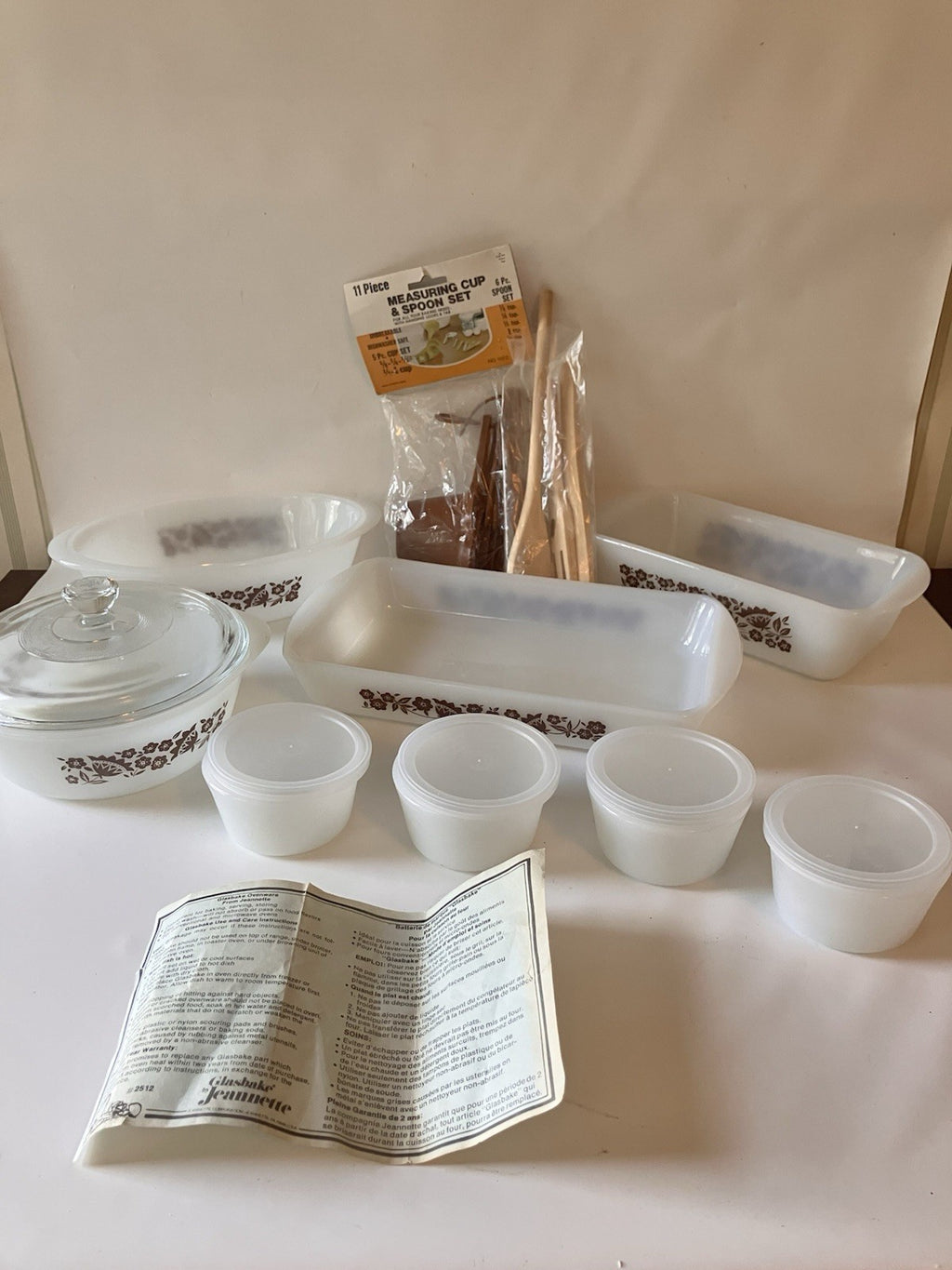 Vintage NOS In Box Jeanette Goldtone Floral Glasbake Ovenware 27 Piece Set #2512
