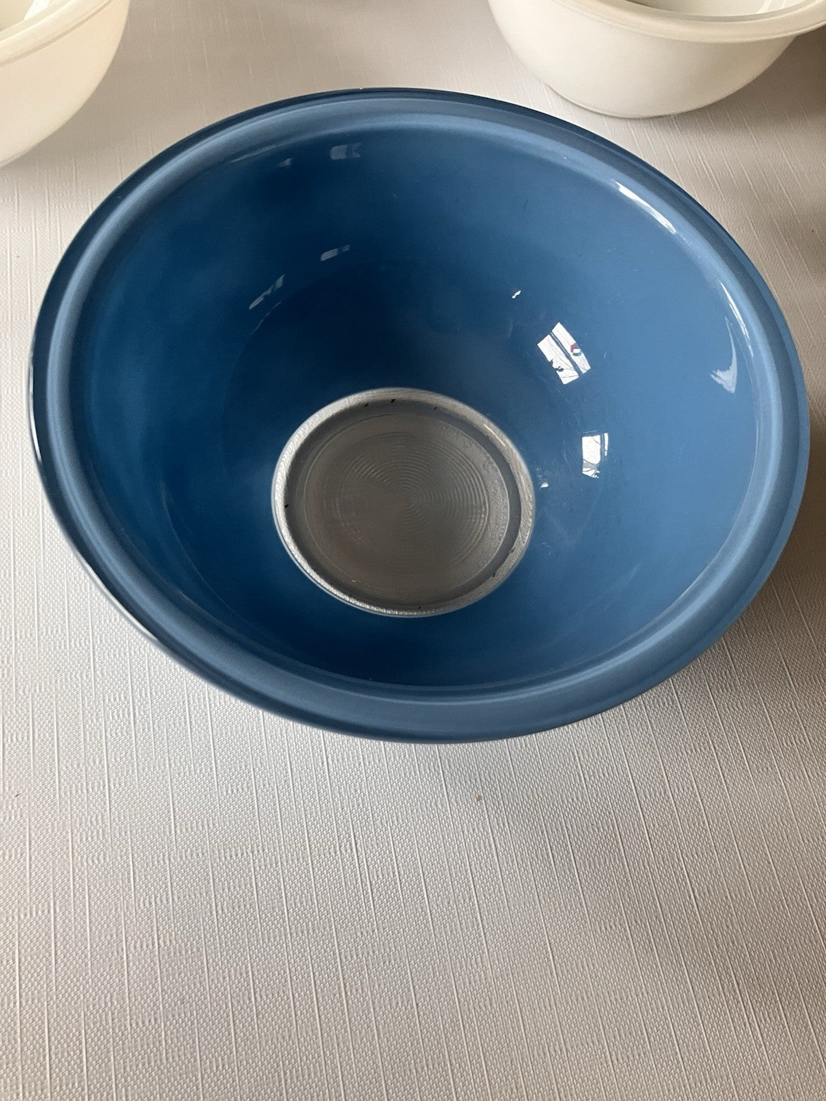 3 PYREX Clear Bottom Mixing Bowls-White #322, 323 And Blue #323