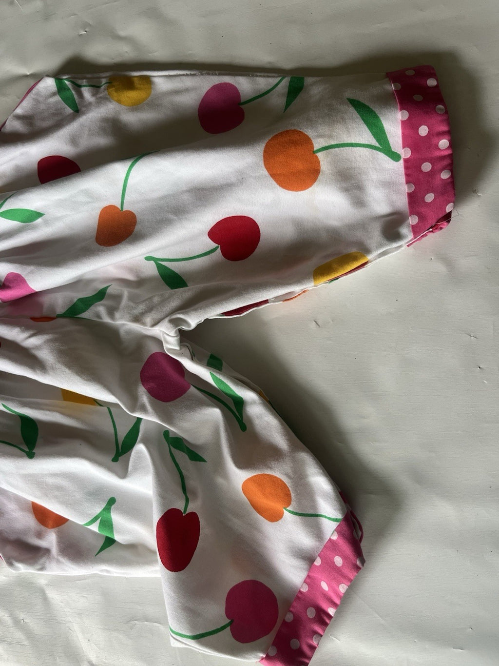 Vtg 90s Girls 12 month Cherry Romper; EUC, Vibrant Colors, Snaps, Short Sleeve
