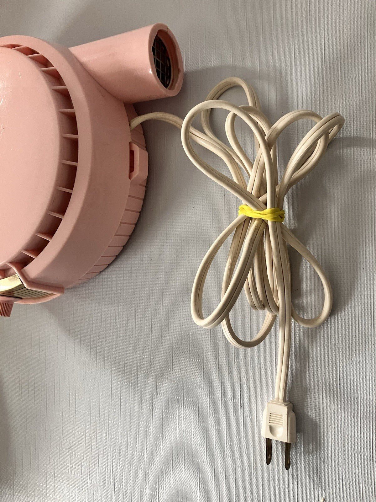 Vintage MCM Vornado Pink Bonnet Hair Dryer With Traveling Case And Extra Bonnet