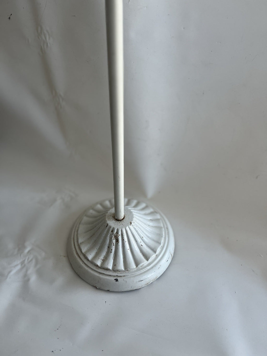 Wrought Iron Wreath Or Purse Holder Double Hooked White Antique Finish 36.5”