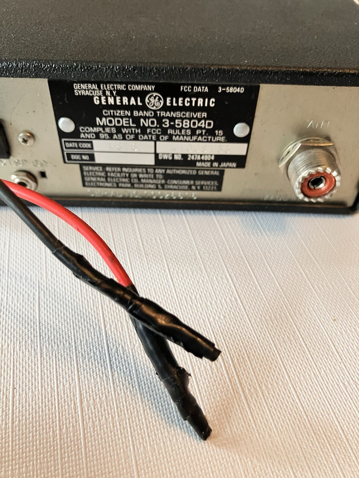 General Electric CB Radio Model 3-58040 40 Channel PLL System With Handheld