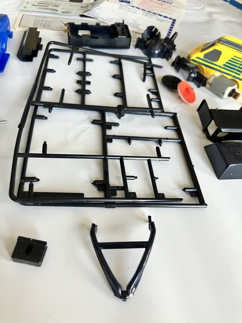 Bigfoot 4x4x4 Powrcrushers Motorized Monster Truck AMT model kit, 1989