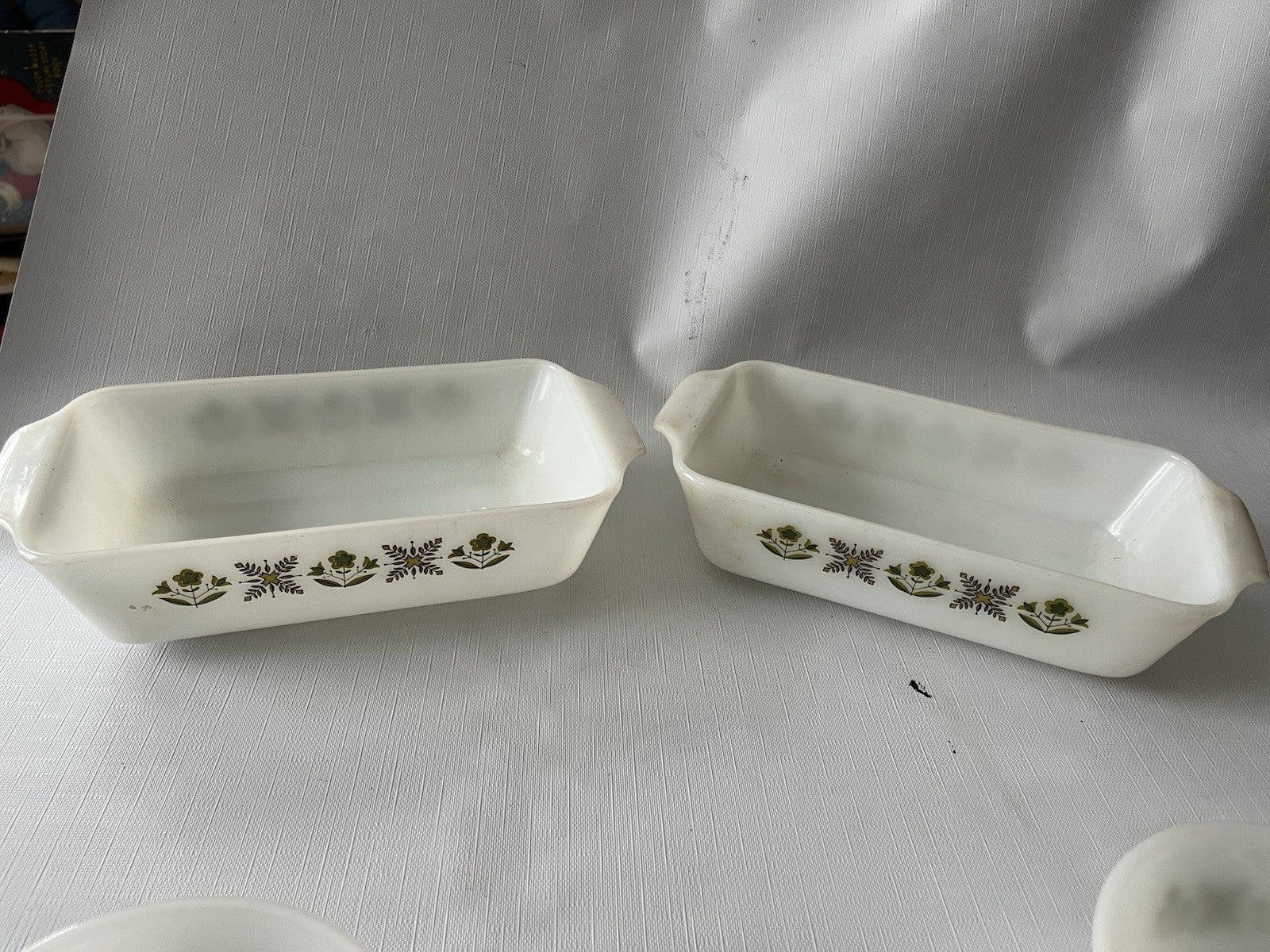 Vintage Anchor Hocking Fire king Green Meadow Soup Bowls/Bread Pan