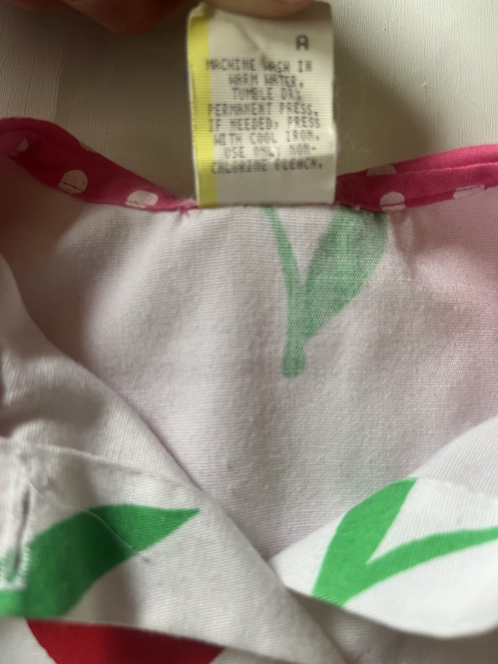 Vtg 90s Girls 12 month Cherry Romper; EUC, Vibrant Colors, Snaps, Short Sleeve