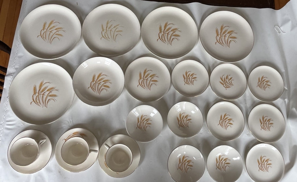 Homer Laughlin Mixed LotGolden Wheat Gold Trim Plates Bowls Serving Dish 23 Pc