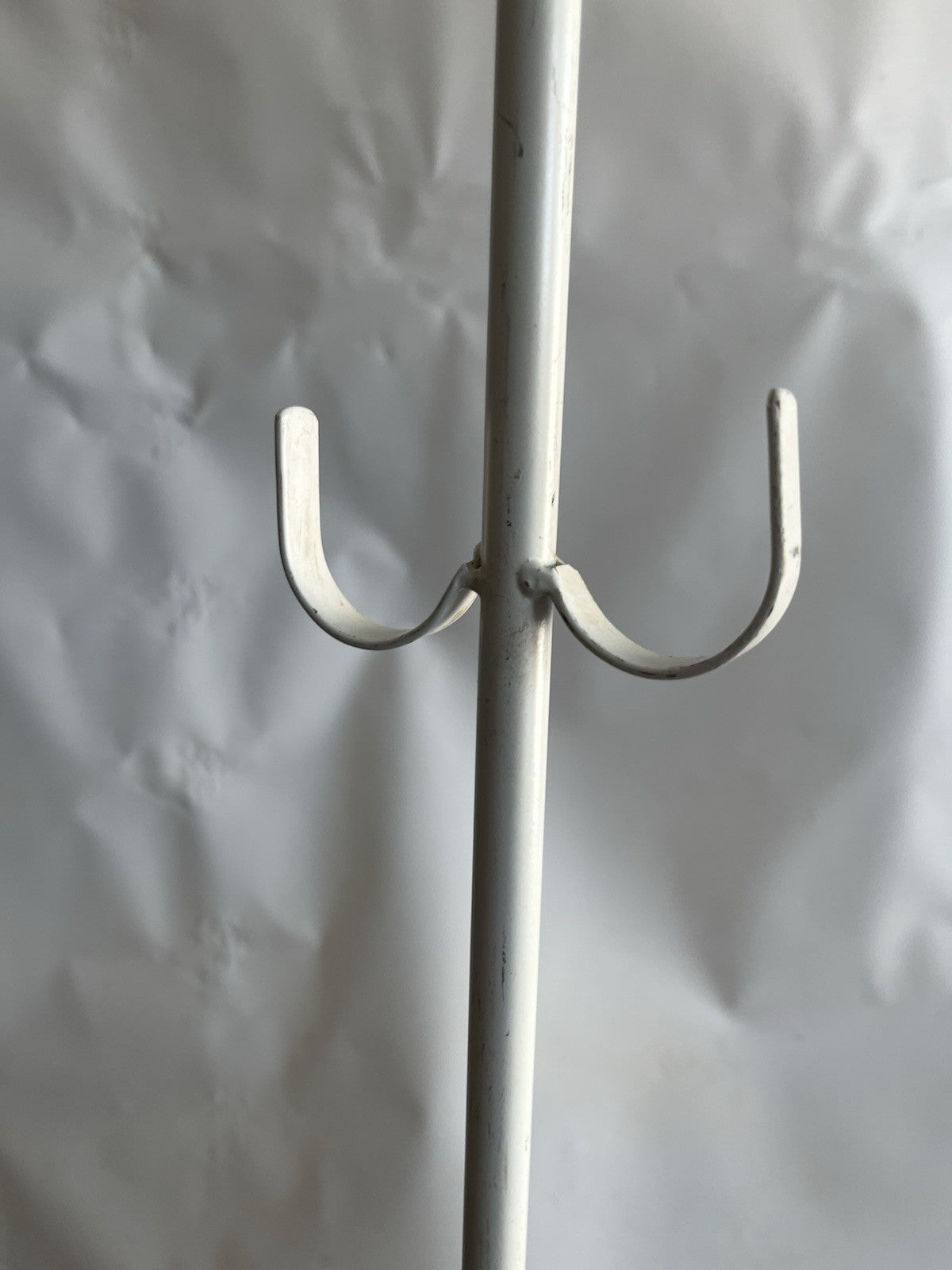 Wrought Iron Wreath Or Purse Holder Double Hooked White Antique Finish 36.5”