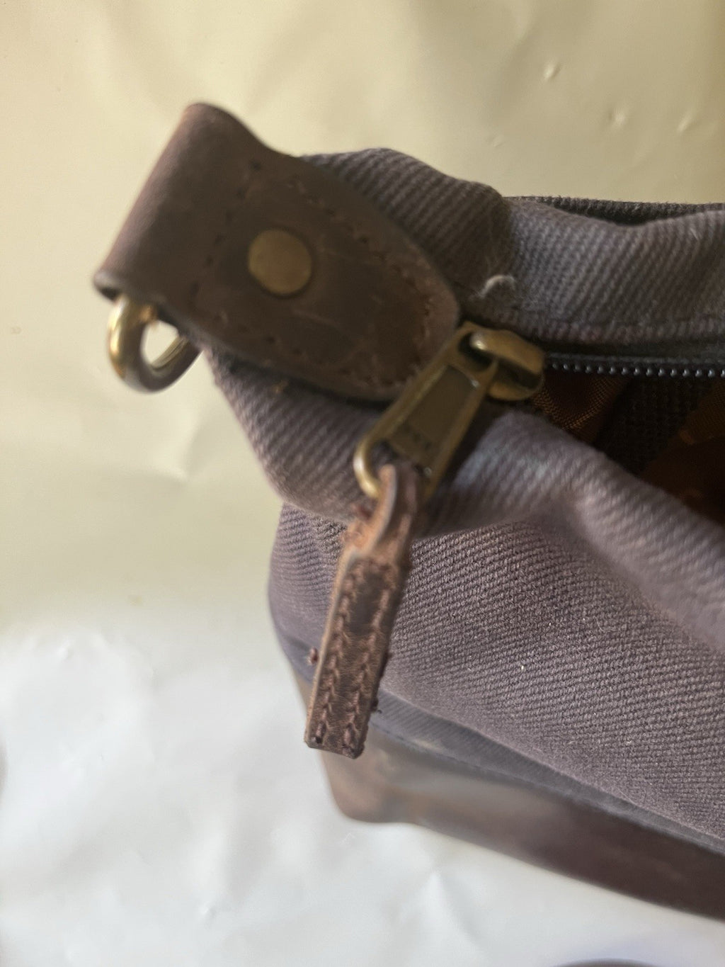 LL Bean Waxed Canvas Crossbody Bag Navy Blue and Brown Leather Logo Liner Medium