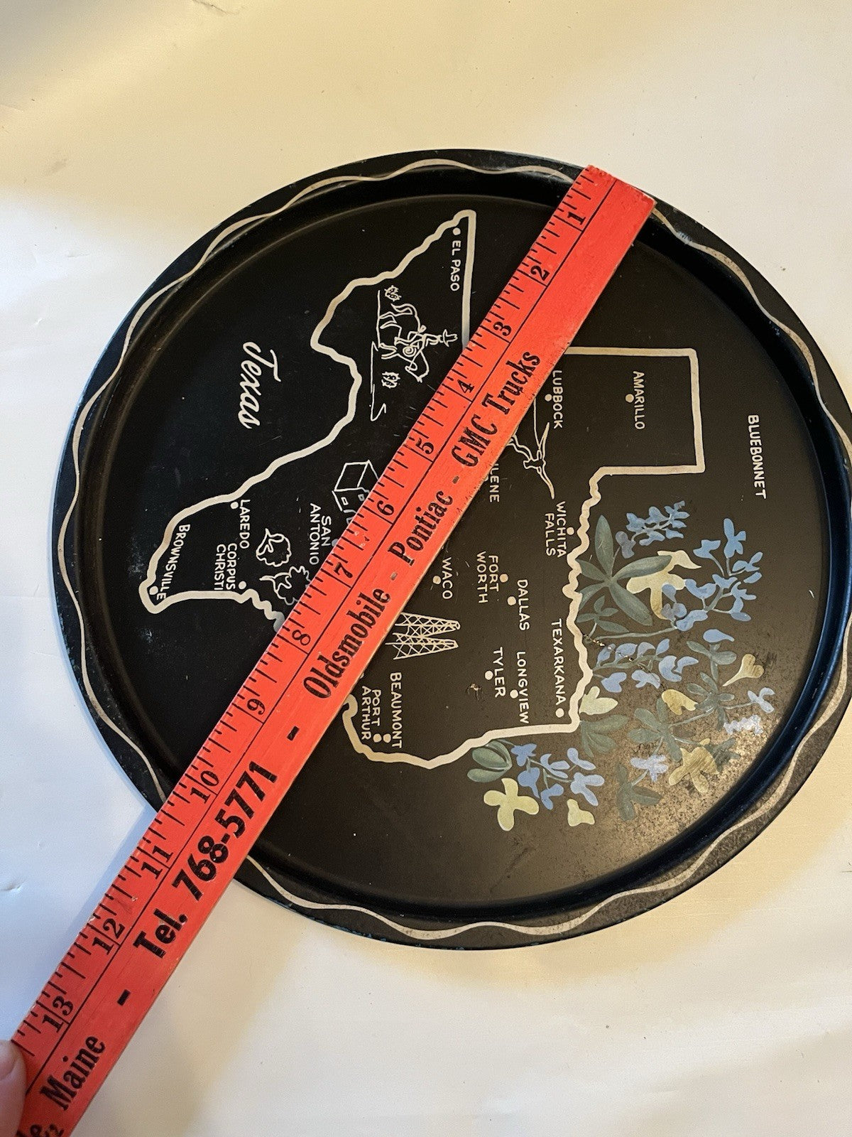 Vintage Nashco Handpainted Tole Tray Lot Of 2 10” Round, Floral And Texas