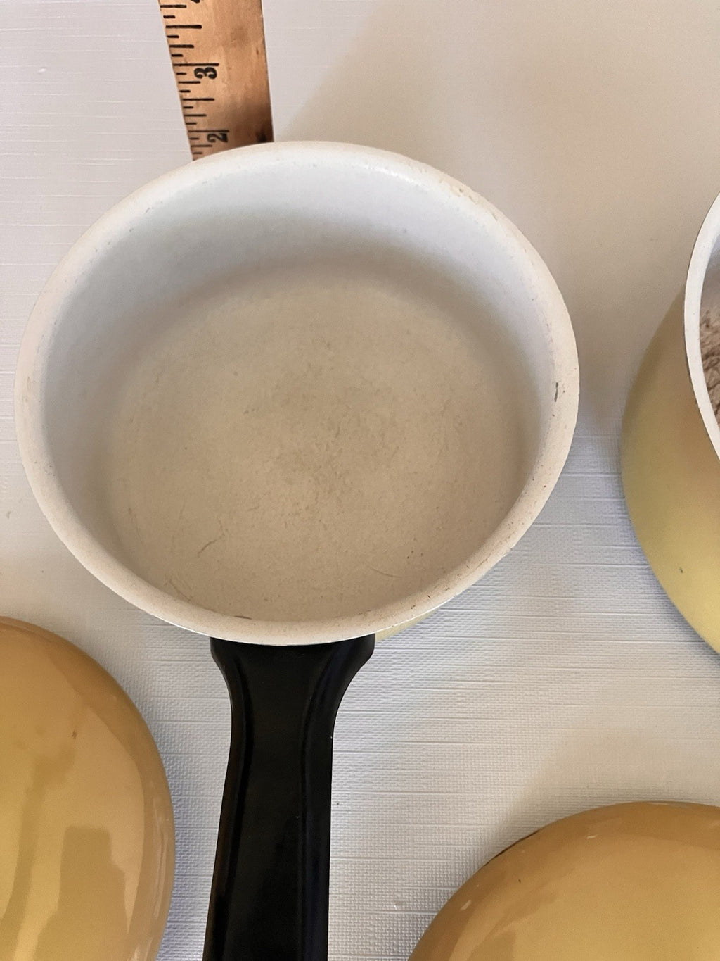 2 Vintage Off Light Yellow Aluminum Sauce Pans With Original Lids; EVC