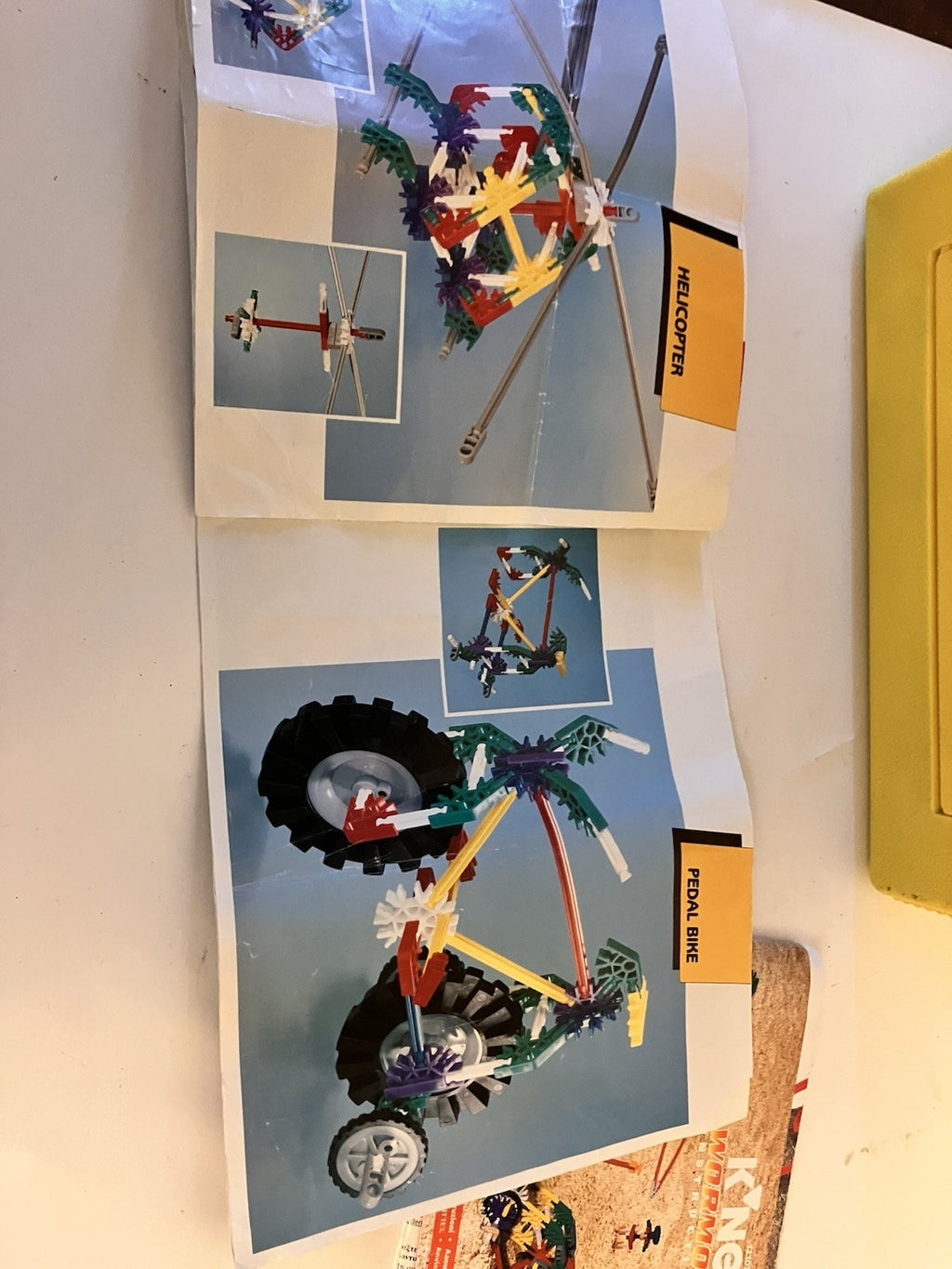 K'nex ‘92 Yellow Case Basic Building  Set #30010 W/ Instructions, Plus Battery