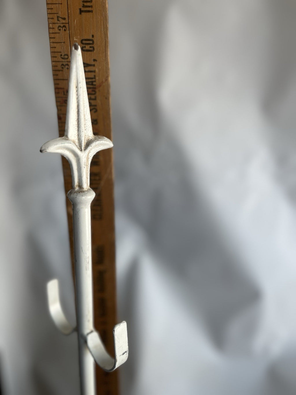 Wrought Iron Wreath Or Purse Holder Double Hooked White Antique Finish 36.5”