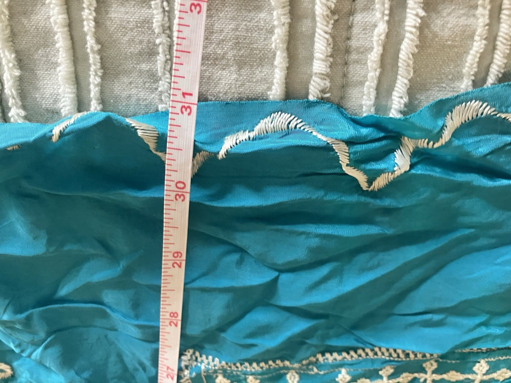 Vintage Women’s Afghan Scarf/Headdress Lot Of Four