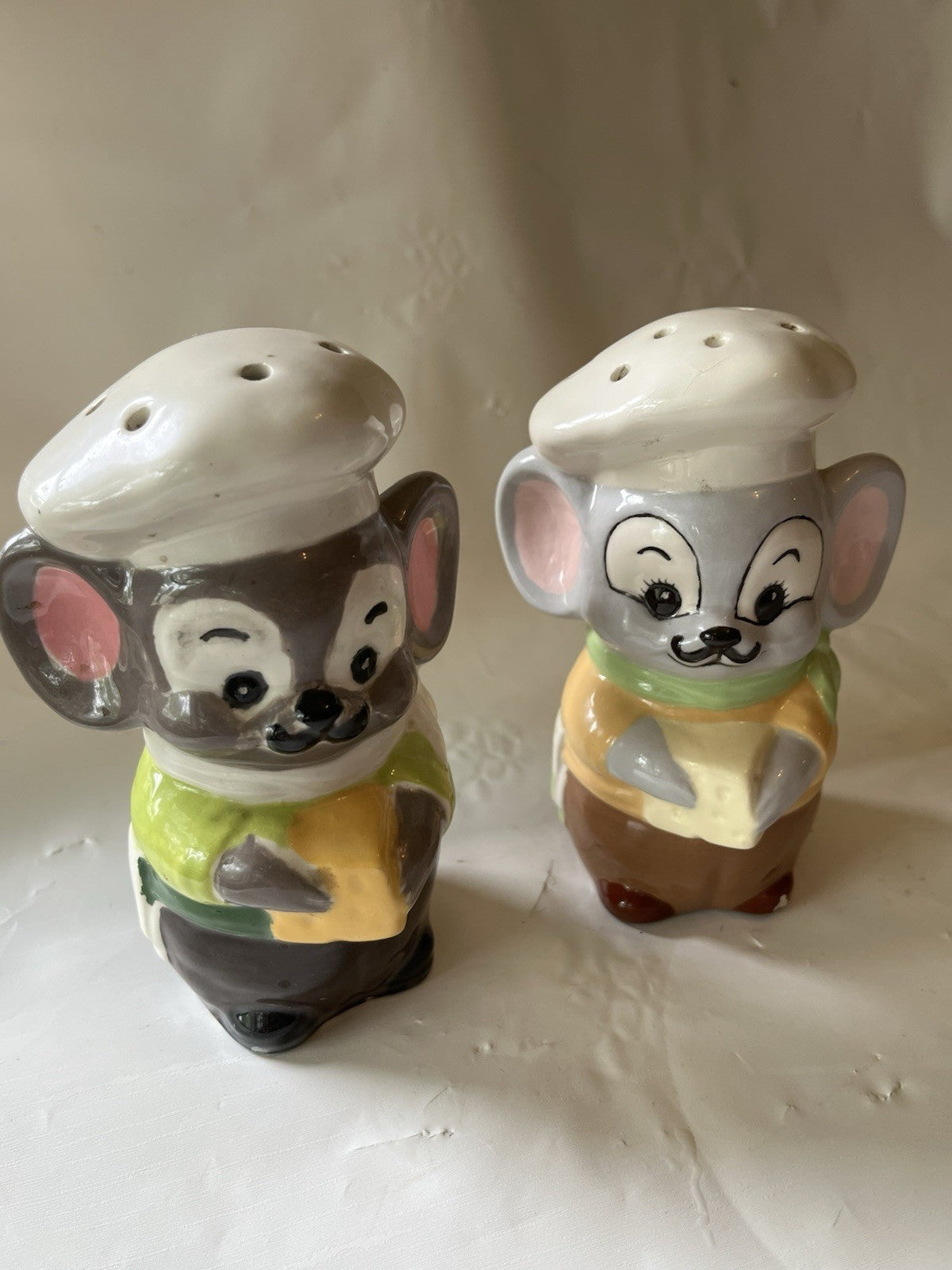 Vintage 1970’s French Mouse Waiter Salt And Pepper Shaker Set 5” Tall