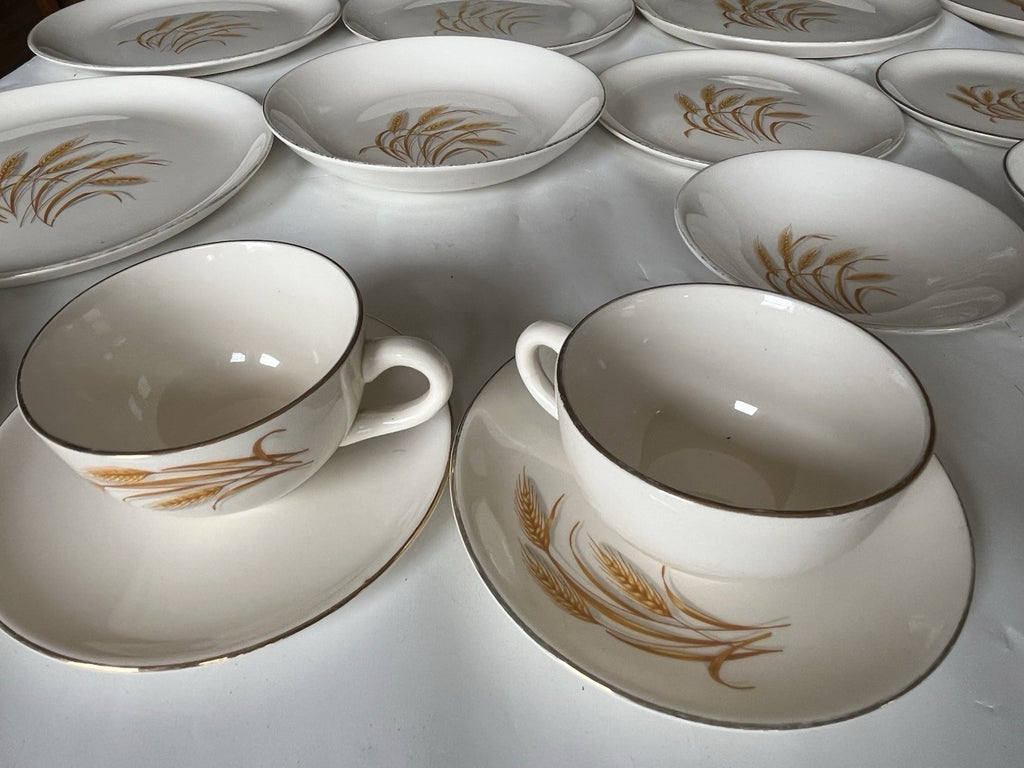 Homer Laughlin Mixed LotGolden Wheat Gold Trim Plates Bowls Serving Dish 23 Pc