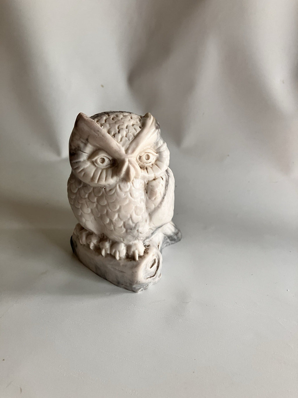 Pearlite Canada Grey Owl Sculpture Carved Detail Owl Statue 4”x3”x3”
