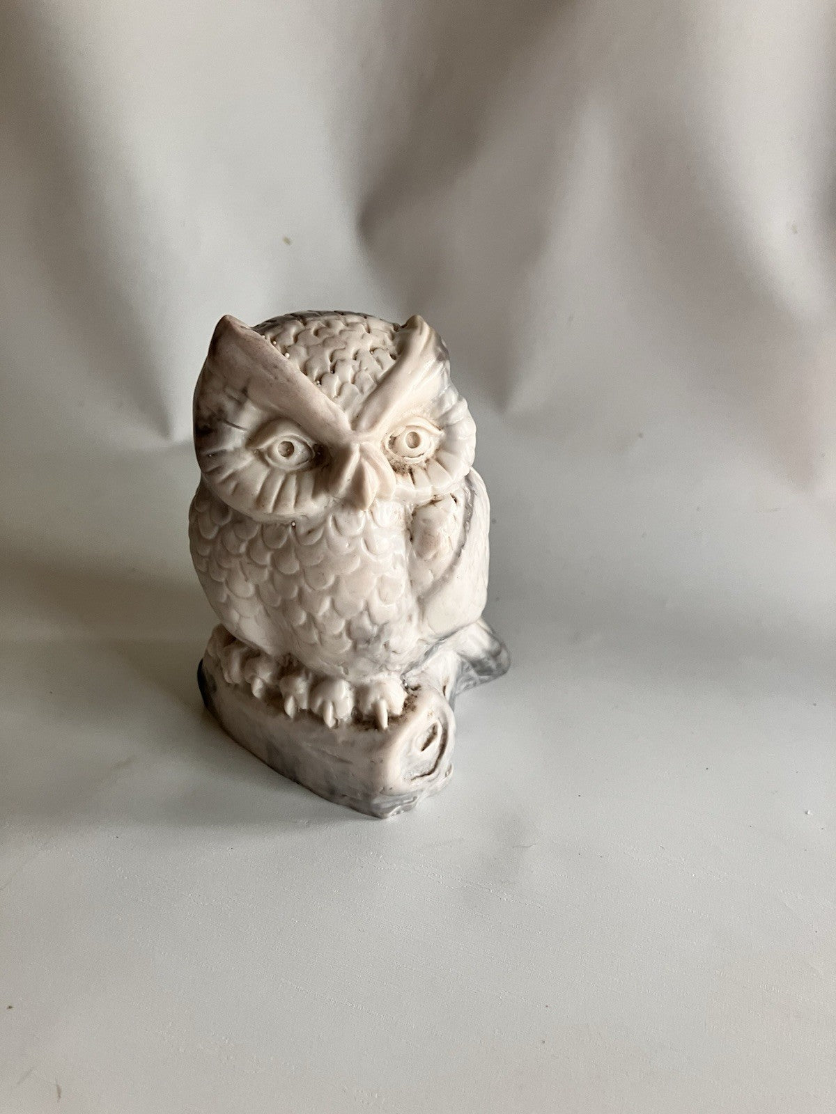 Pearlite Canada Grey Owl Sculpture Carved Detail Owl Statue 4”x3”x3”