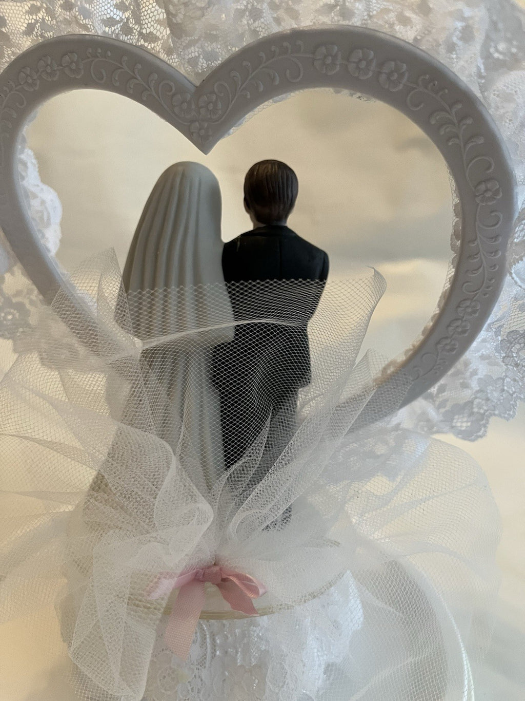 Vintage/ MCM Wedding Cake Topper With Heart Arch, Lace; Original Case NOS