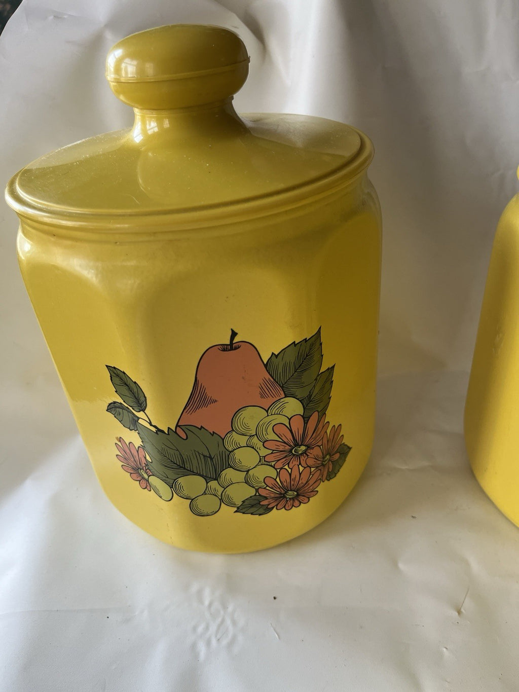 Vintage Kromex Faceted Aluminum 4 Canister Set Yellow Fruit Floral Plastic Lids
