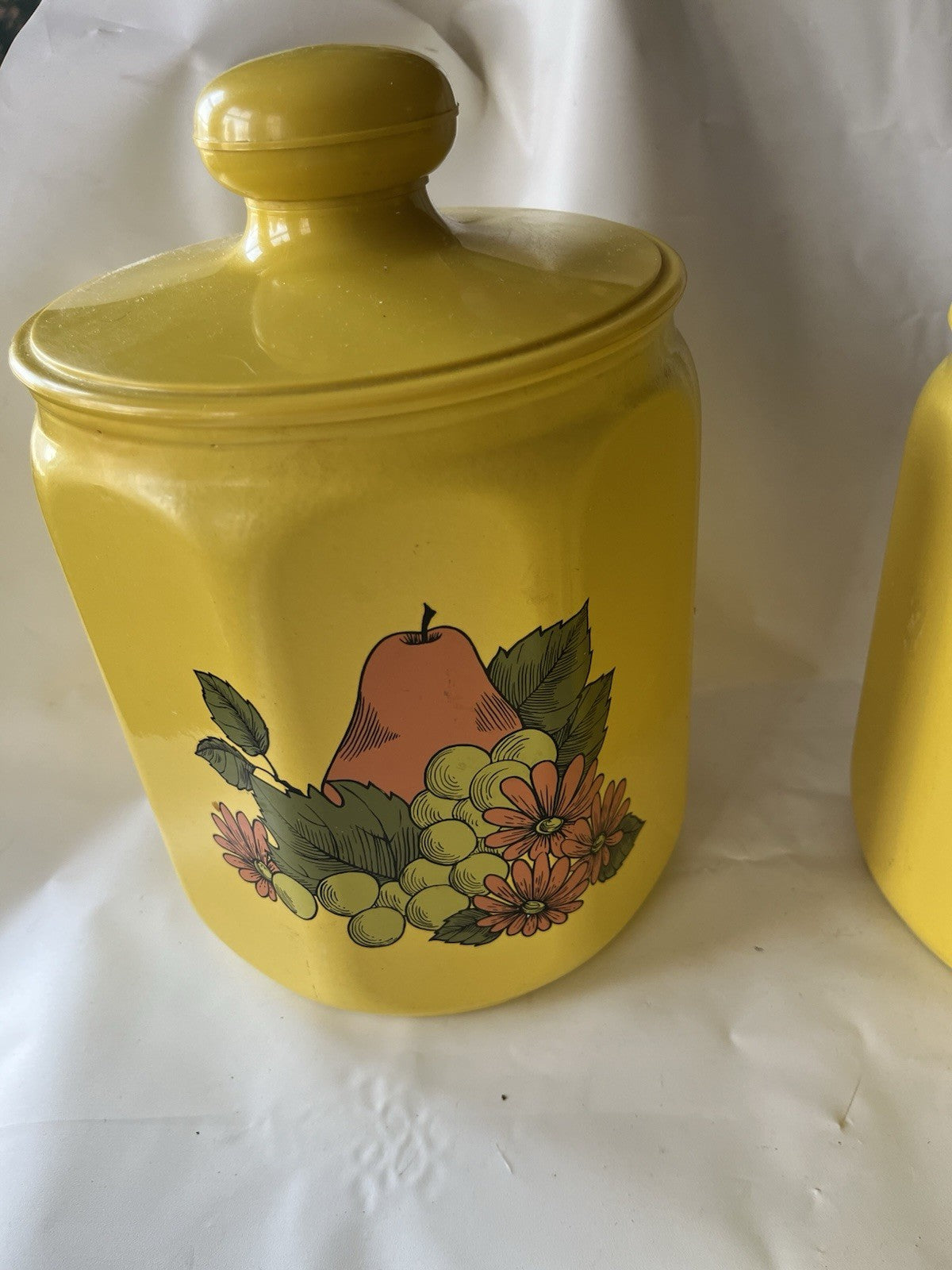Vintage Kromex Faceted Aluminum 4 Canister Set Yellow Fruit Floral Plastic Lids