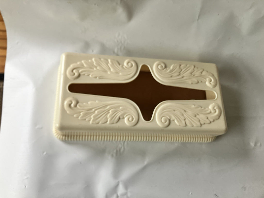 Vintage MCM Beige/Off White Plastic Art Deco Styles Tissue Box Wall Mount/Box