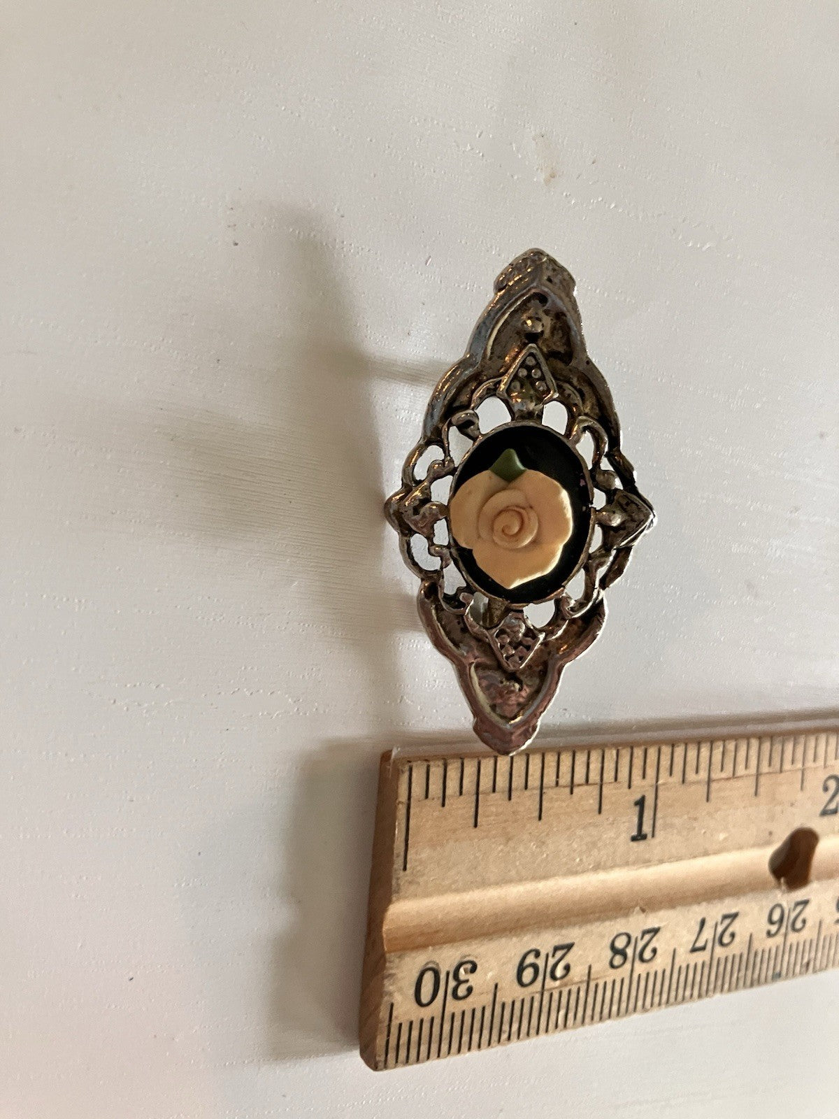 Vintage Bone China/Porcelain Floral Brooches (2)