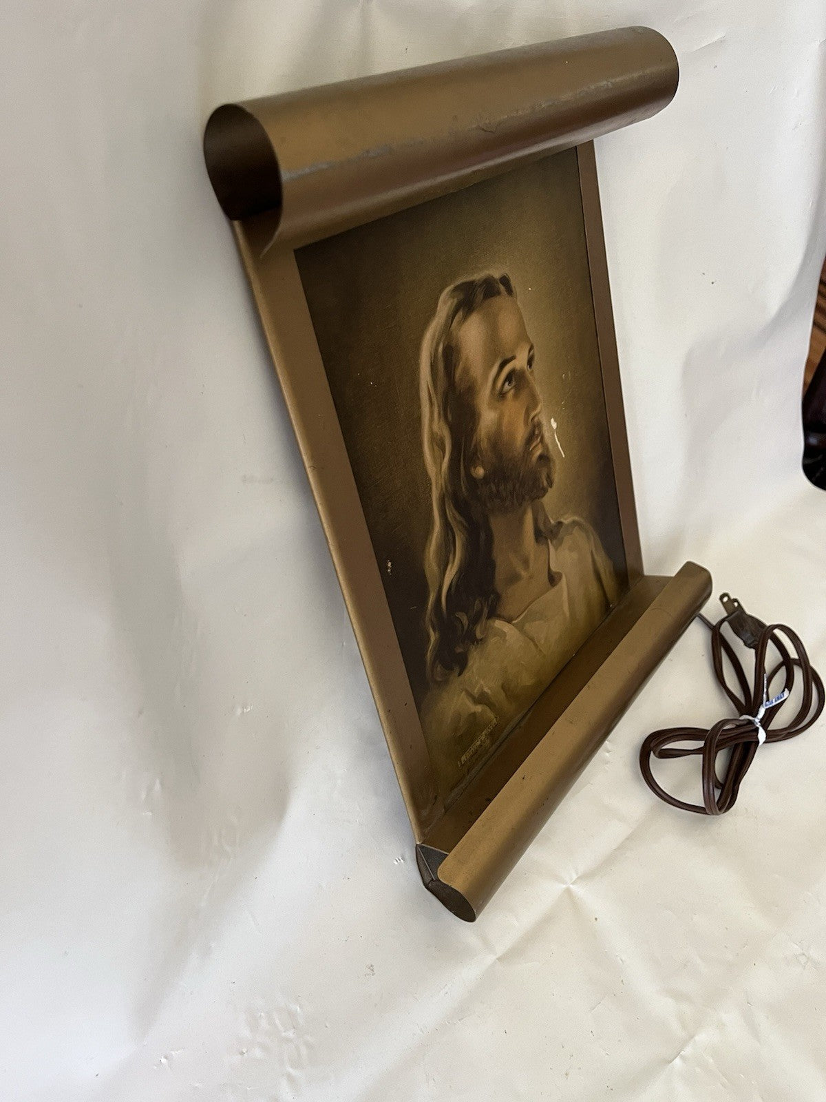 1941 MCM Lighted Litho Print of JESUS On Gold Tone Manuscript Wall Hanging