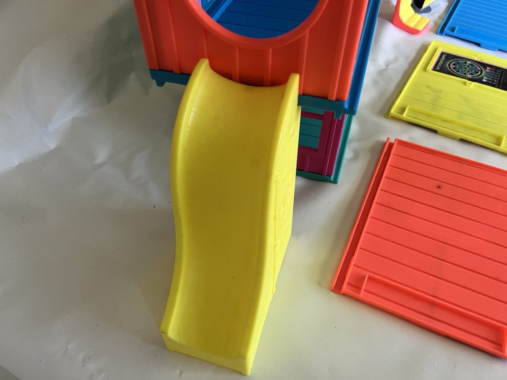 L.O.L. Surprise! Clubhouse Remix Playset Partial Set PHOTOS For Details