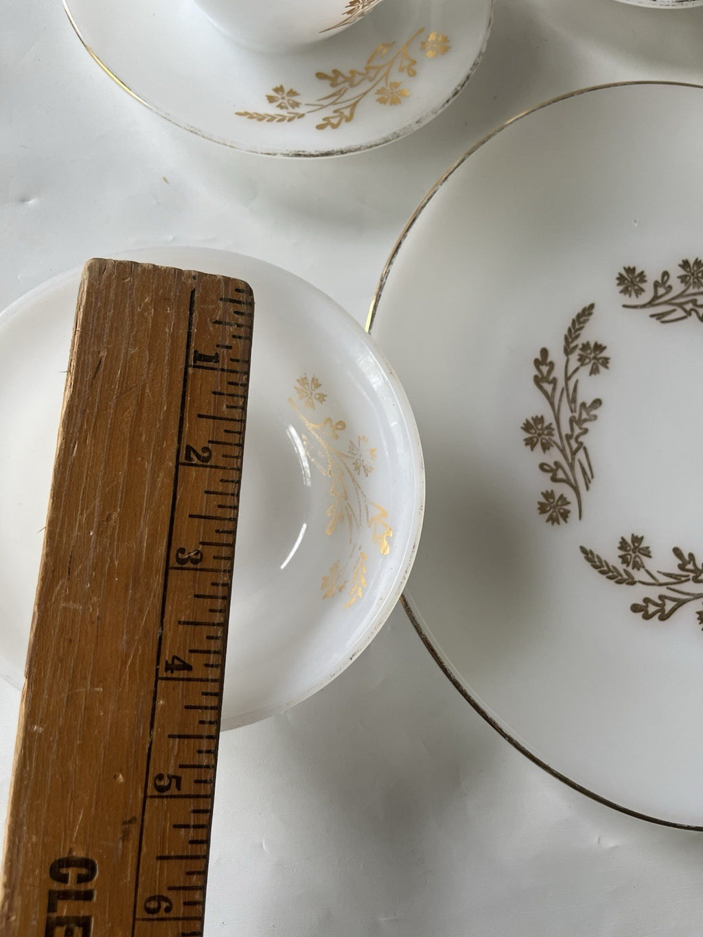 Vintage Fireking Milk Glass With Meadow Gold Detail Mix Lot, See Photos
