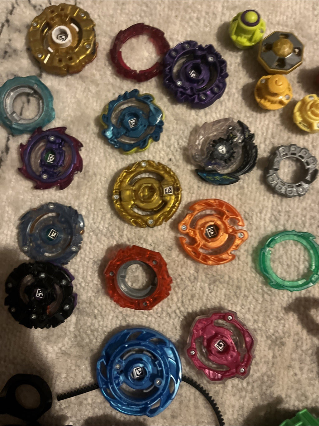 beyblade metal fusion Lot Parts/Spinners
