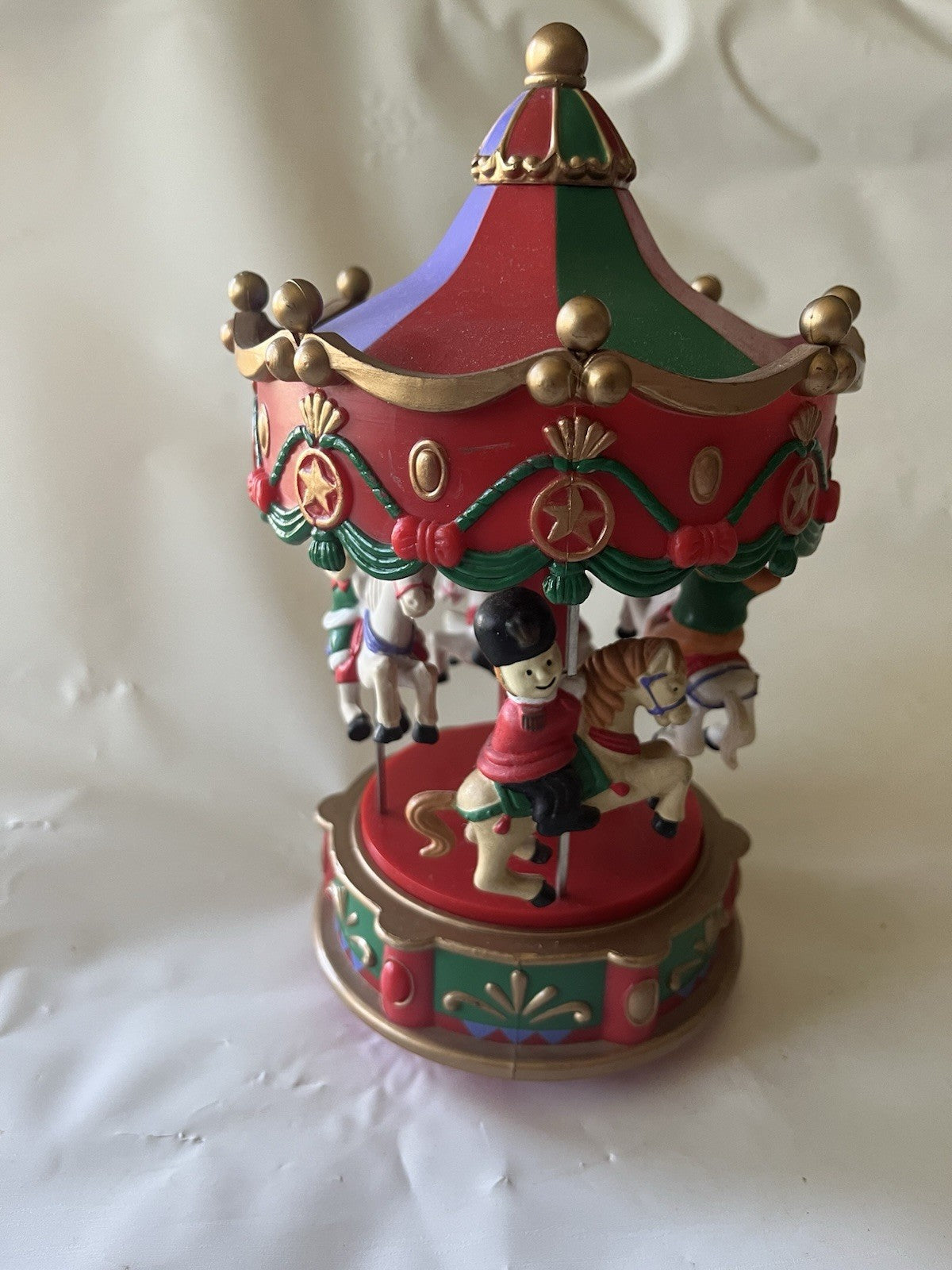 Vintage 1995 Avon Santa's Caroling Carousel -Revolves With Lights & Music WORKS