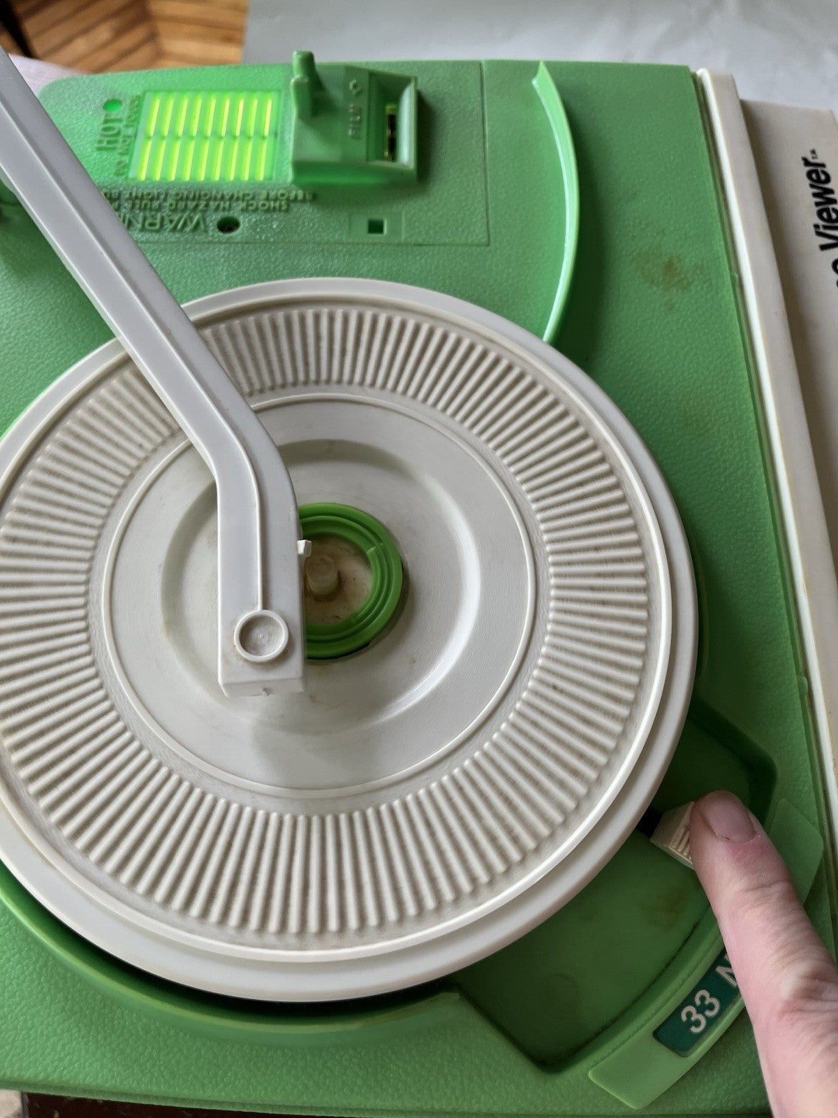Vintage Child Guidance Show ‘N Tell Green Phono-viewer. Working Condition, GVC