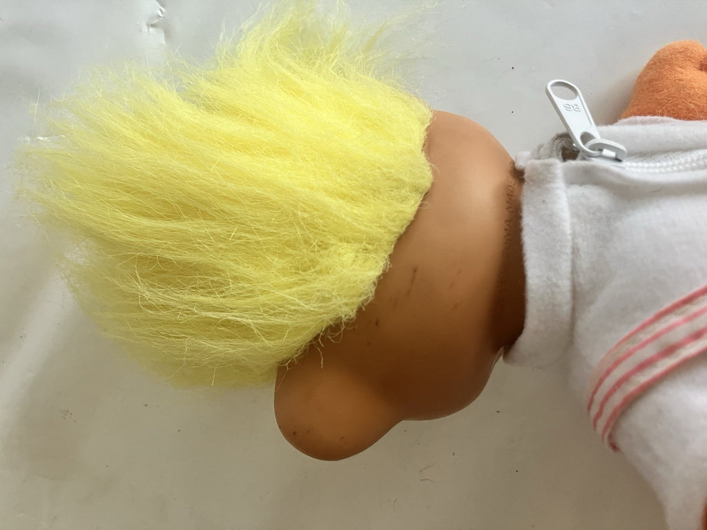 Vtg. 1992 Soma Glo Troll Doll; Light Up Green Eyes W/ Yellow Hair. Pink/white