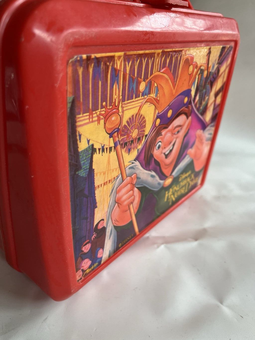 Retro 1990’s Red Aladdin Lunchbox Of Disney Hunchback Of Notre Dame