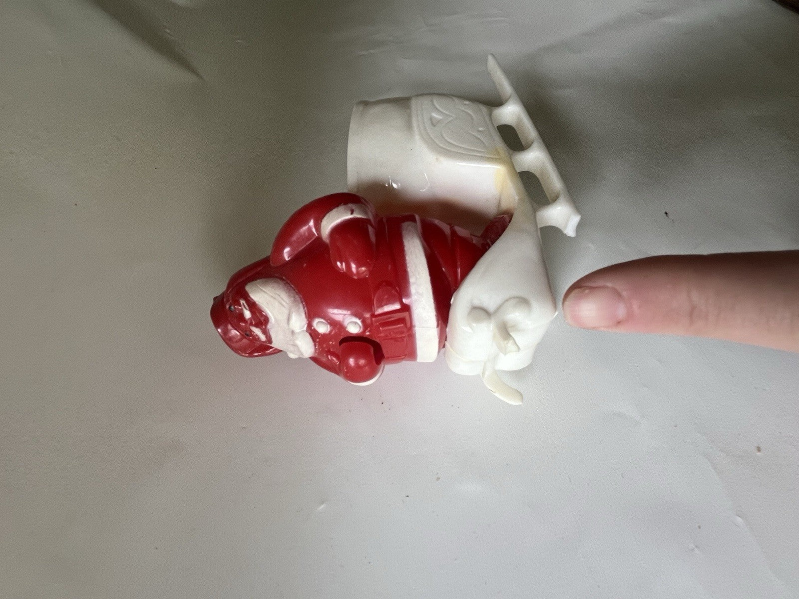Vintage Christmas Rosbro Plastic Santa Claus White Sleigh Candy Container BROKE