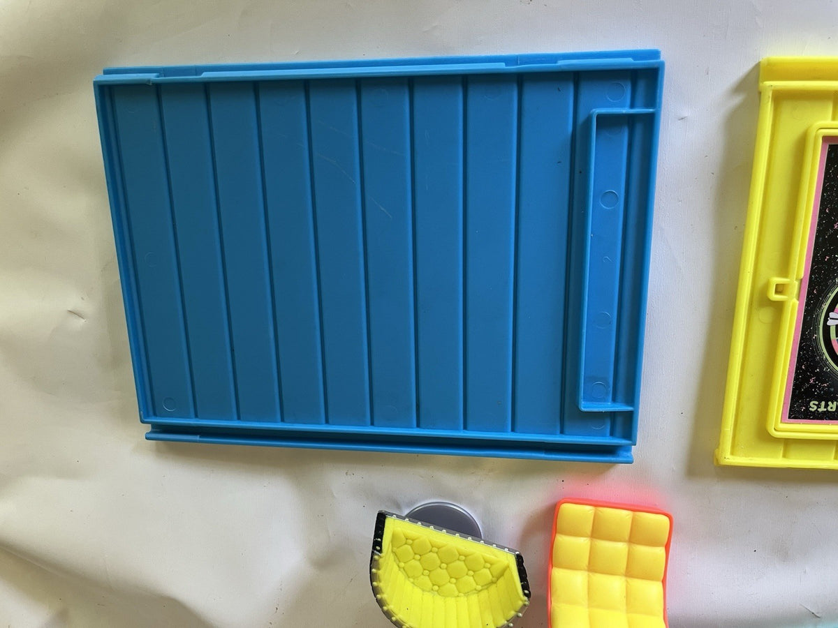 L.O.L. Surprise! Clubhouse Remix Playset Partial Set PHOTOS For Details