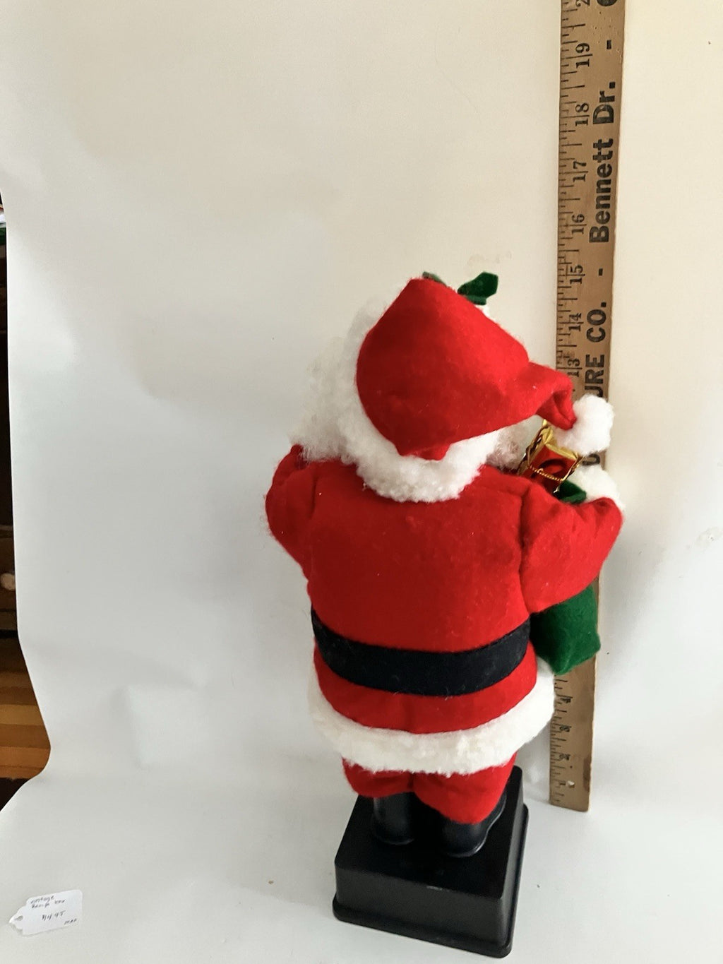 Vintage 1995 Holiday Creations Santa Claus Musical 16" Christmas Figure "Noel "