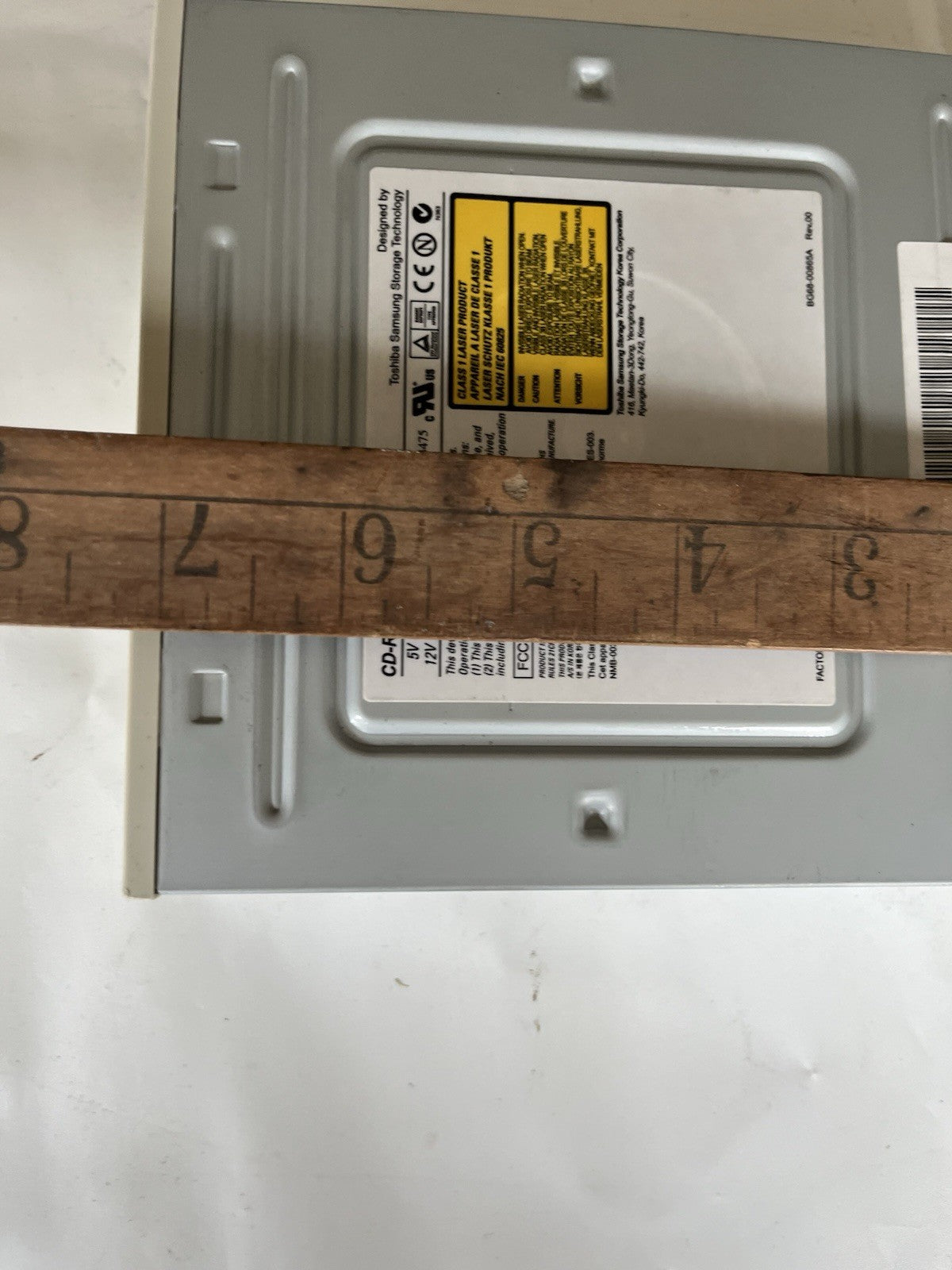 Samsung CD-RW/DVD Drive TS-H492; 2005.