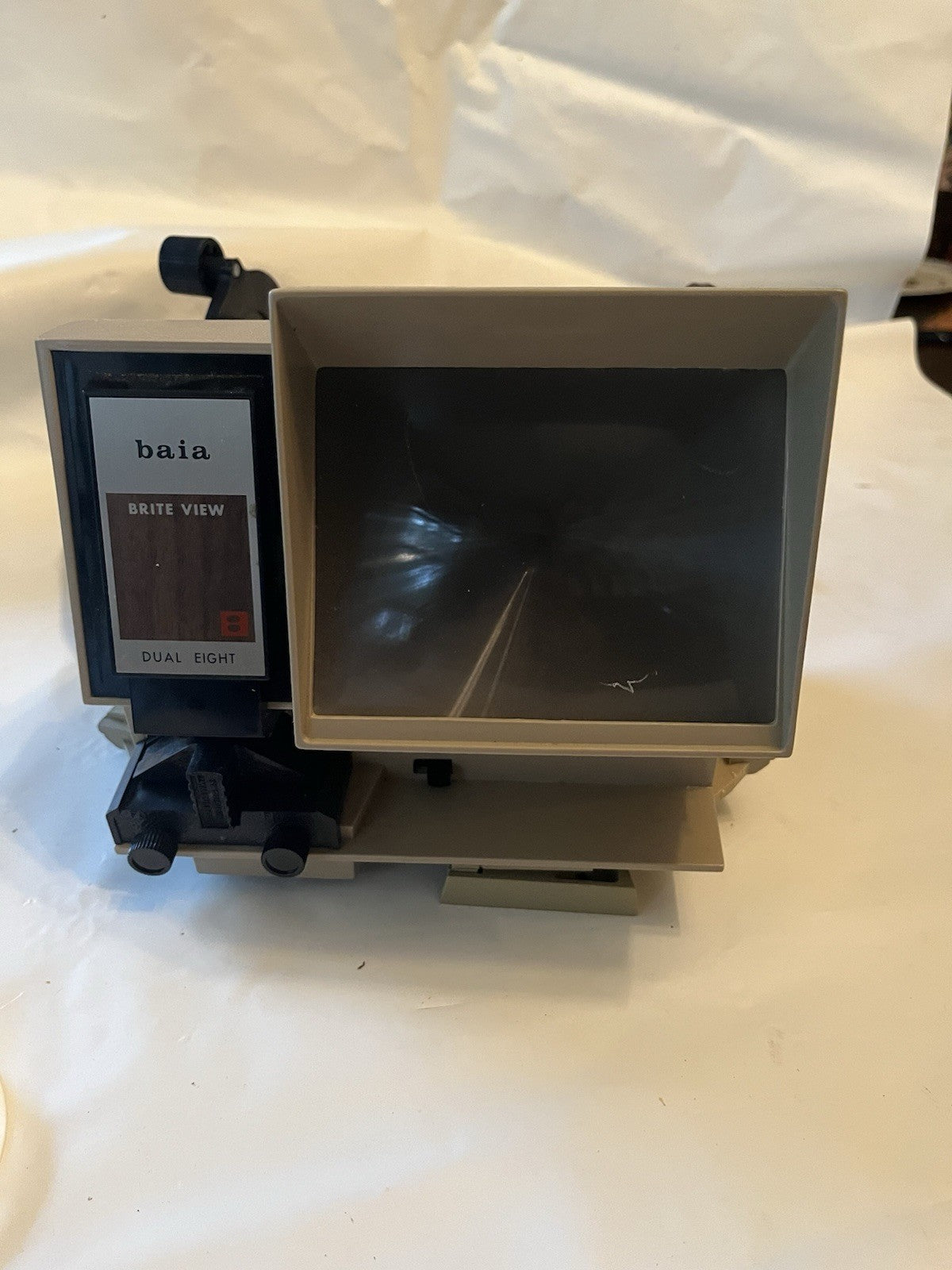 Vintage Baia Brite View Dual 8 Movie Film Editor, Works!