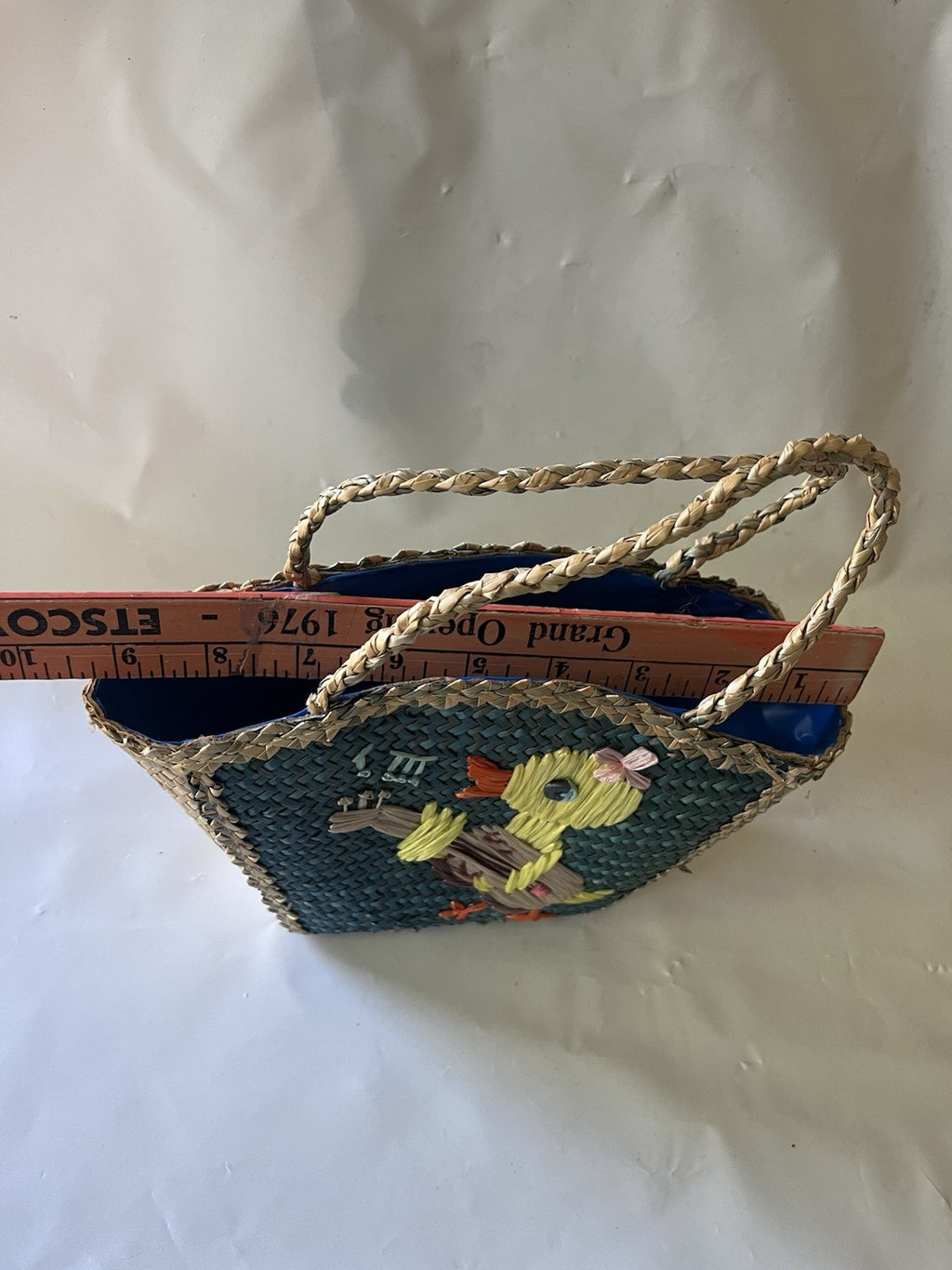 Vtg. 1960’s Woven Straw Raffia Child’s Easter Basket Duck Play Guitar Vinyl Int.